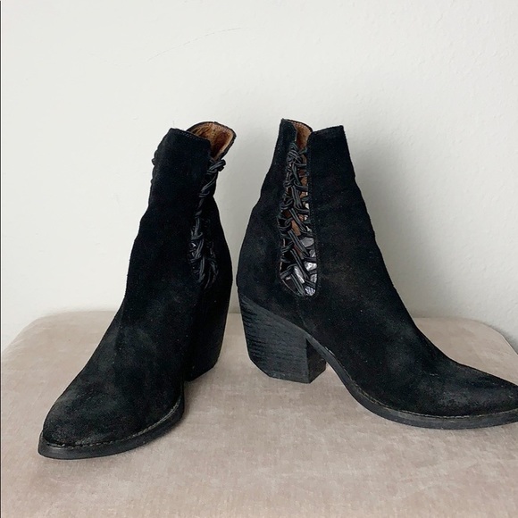 Jeffrey Campbell Suede Leather Criss Cross Black Side Laced Booties - Picture 2 of 11